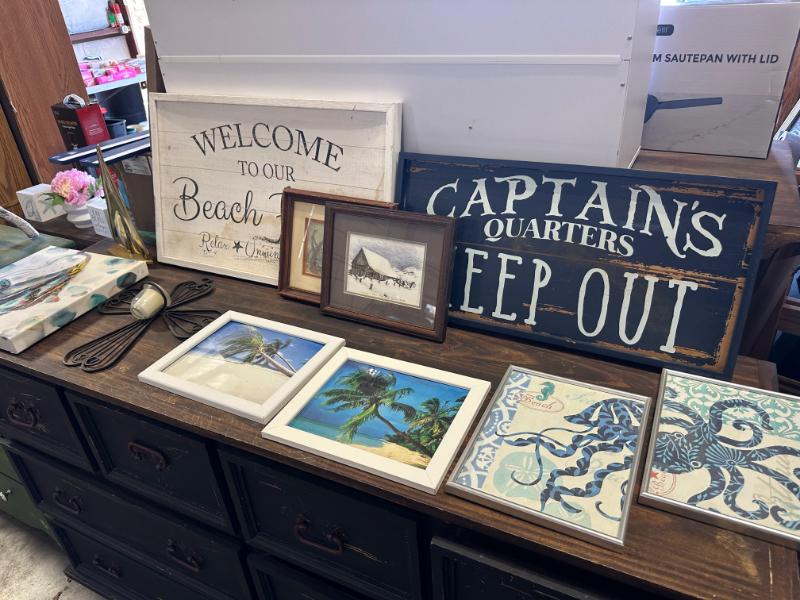 Sale Photo Thumbnail #576