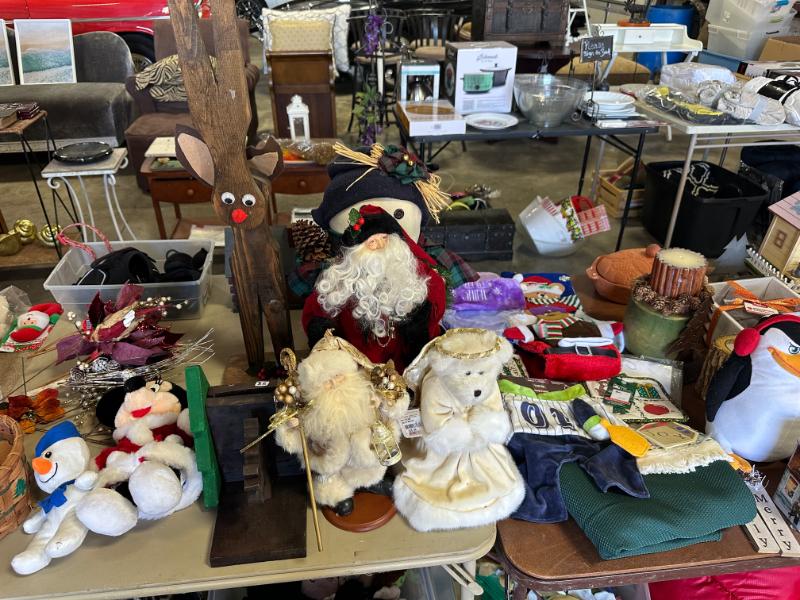 Sale Photo Thumbnail #564