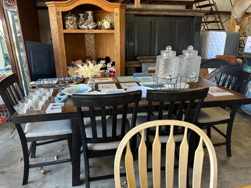 Sale Photo Thumbnail #619