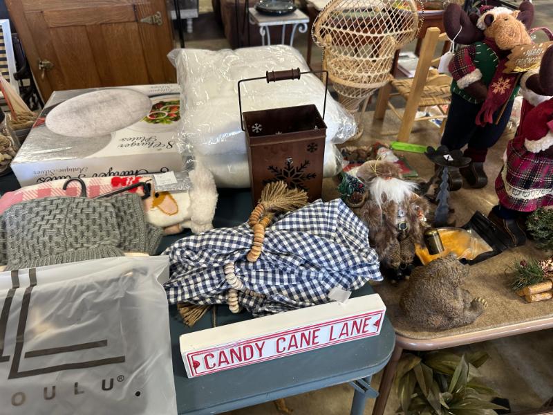 Sale Photo Thumbnail #559