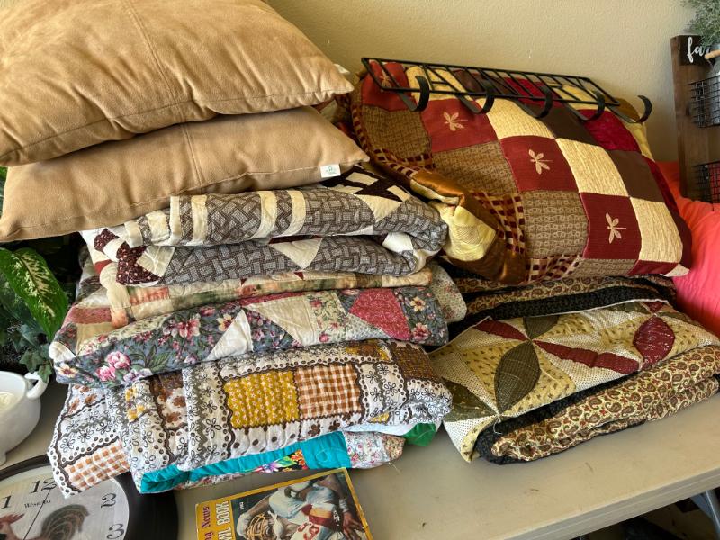 Sale Photo Thumbnail #433