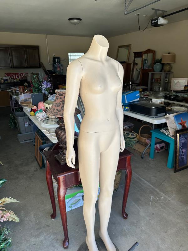 Sale Photo Thumbnail #341