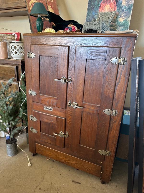 Sale Photo Thumbnail #300