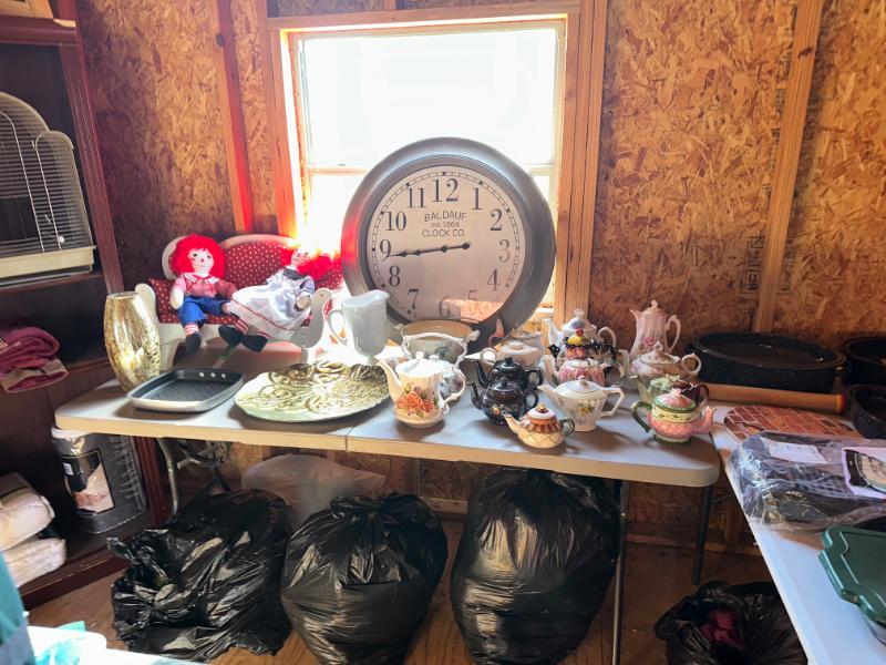 Sale Photo Thumbnail #88