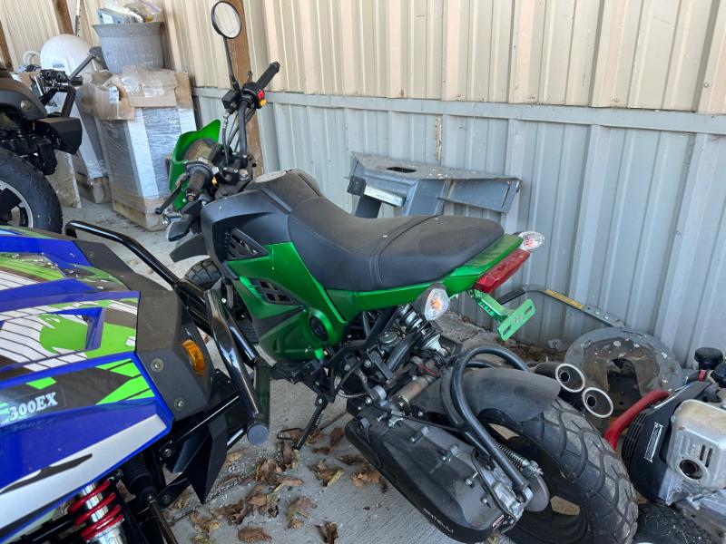 Sale Photo Thumbnail #448