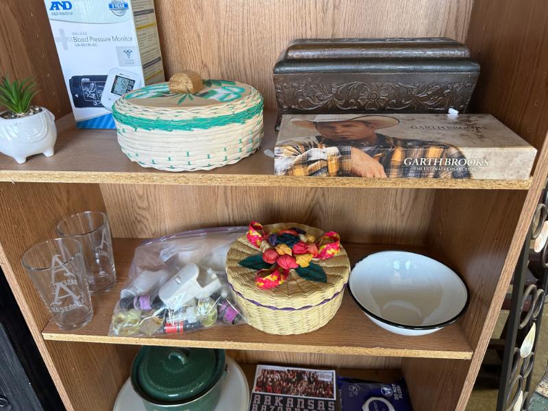 Sale Photo Thumbnail #594