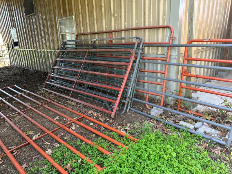 Sale Photo Thumbnail #474