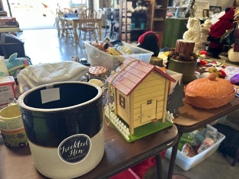 Sale Photo Thumbnail #571