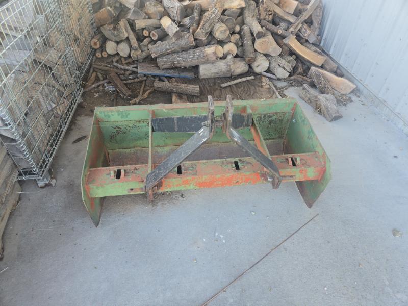 Sale Photo Thumbnail #492