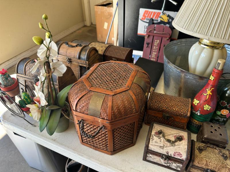 Sale Photo Thumbnail #411