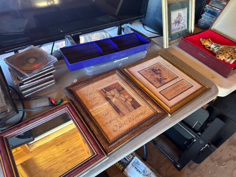 Sale Photo Thumbnail #213