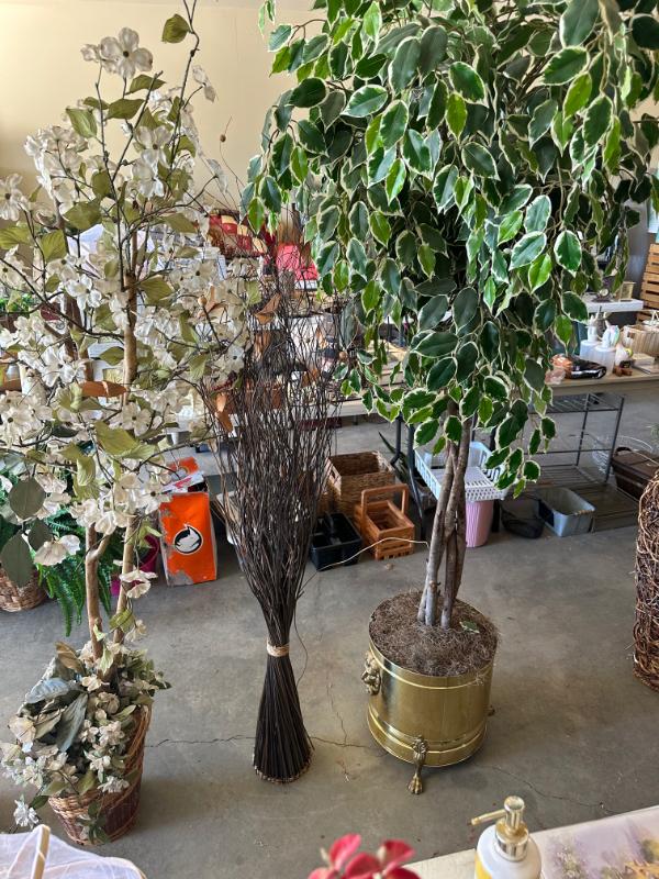 Sale Photo Thumbnail #350