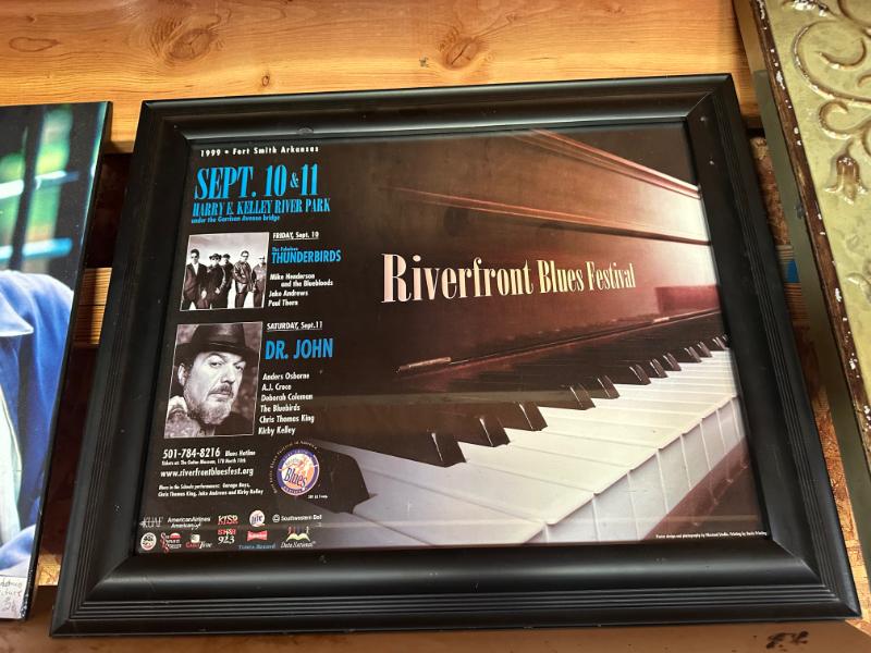 Sale Photo Thumbnail #190