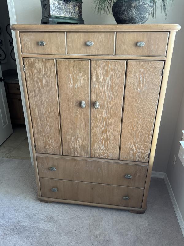 Sale Photo Thumbnail #52