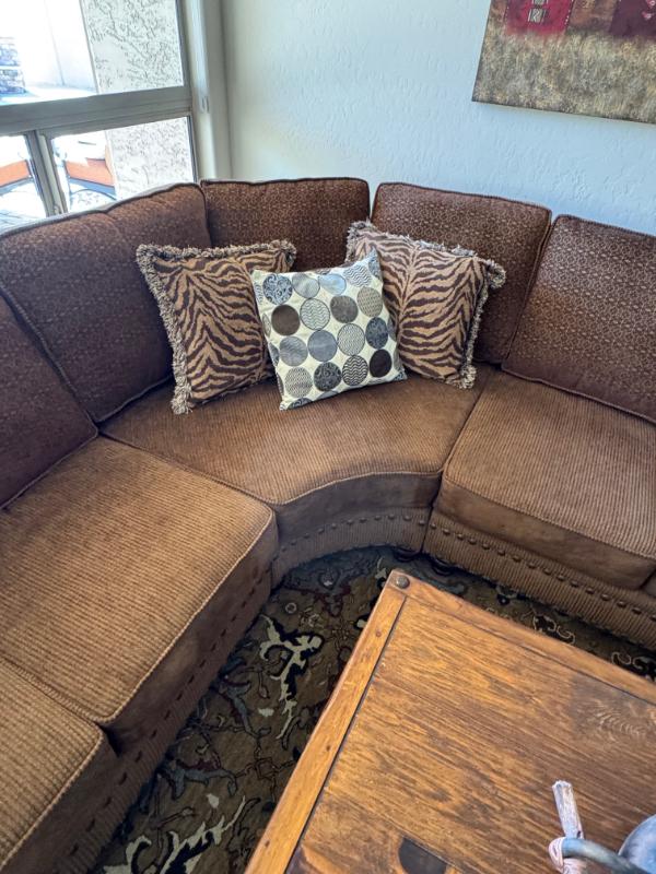 Sale Photo Thumbnail #114