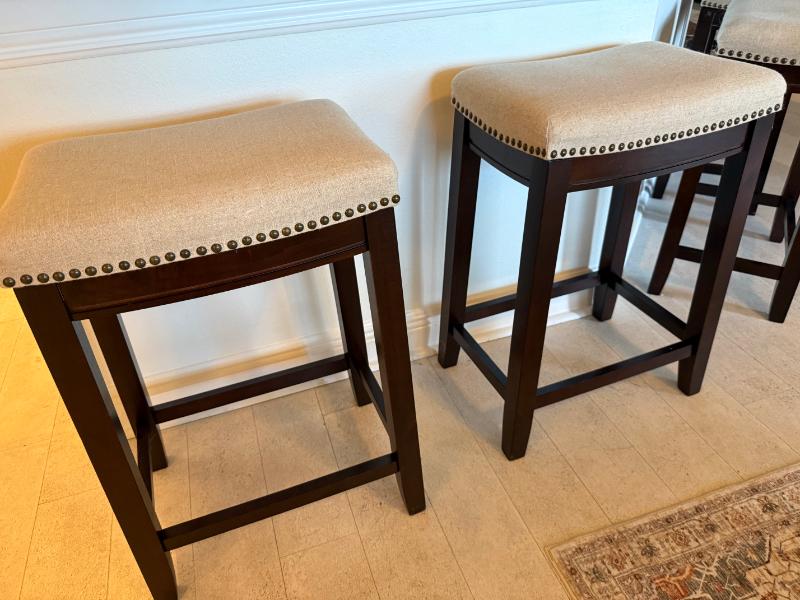 Sale Photo Thumbnail #183