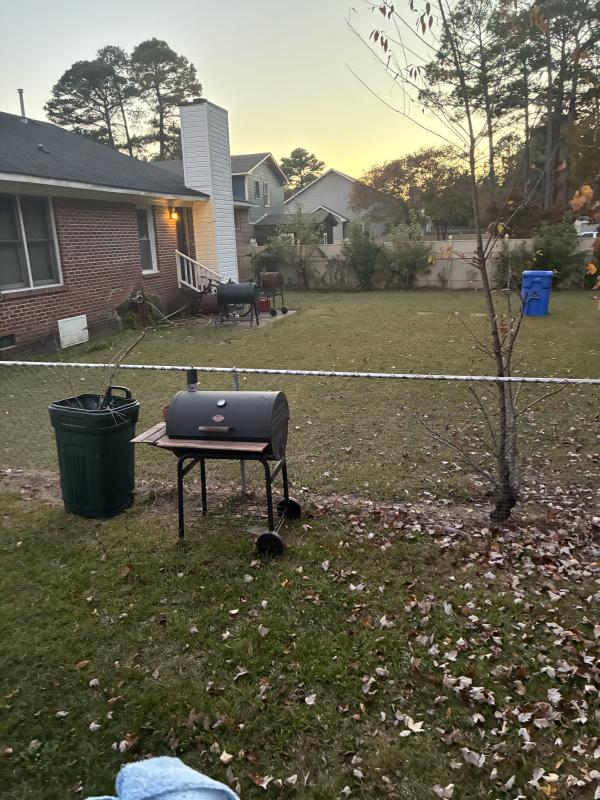 Sale Photo Thumbnail #6: Grill