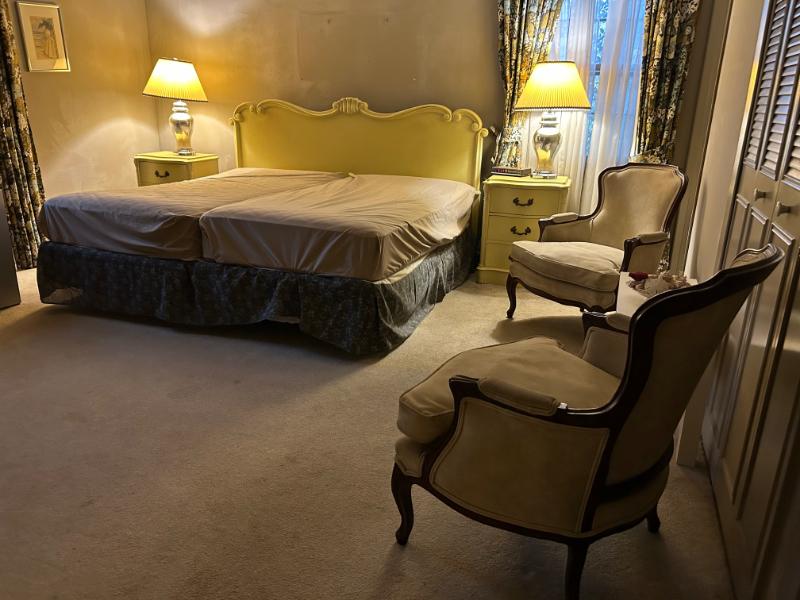 Sale Photo Thumbnail #49