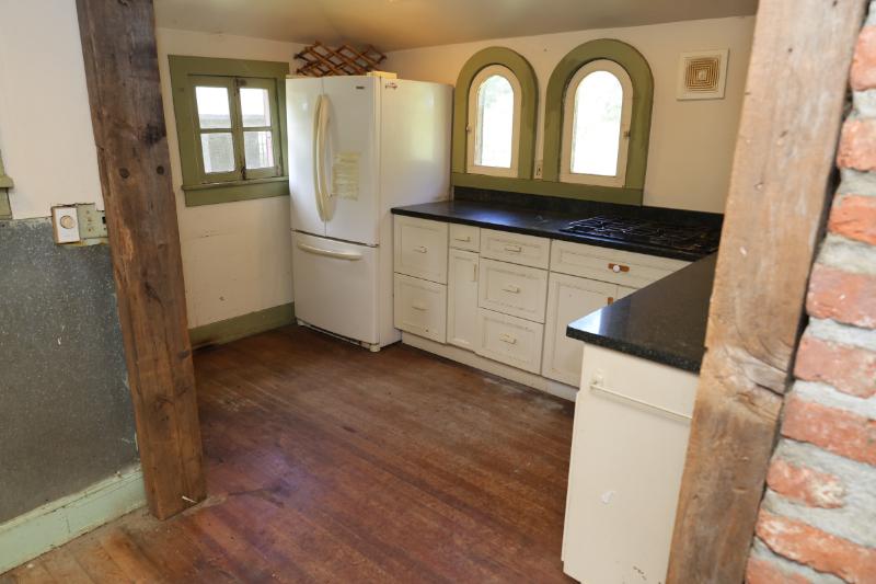 Sale Photo Thumbnail #17