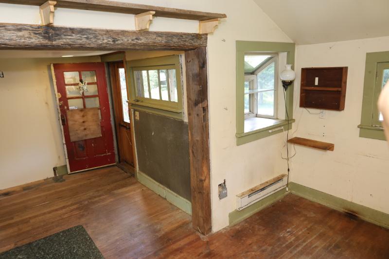 Sale Photo Thumbnail #19