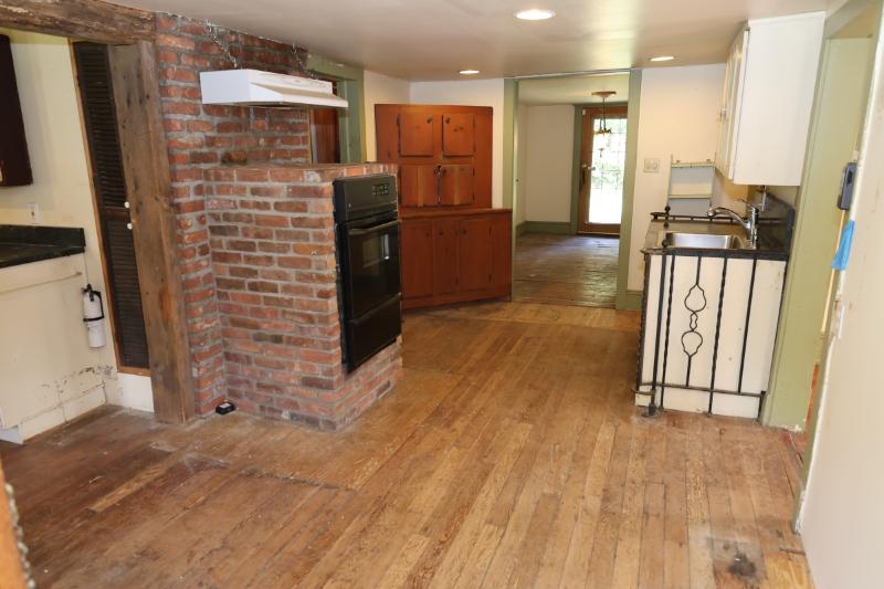 Sale Photo Thumbnail #15