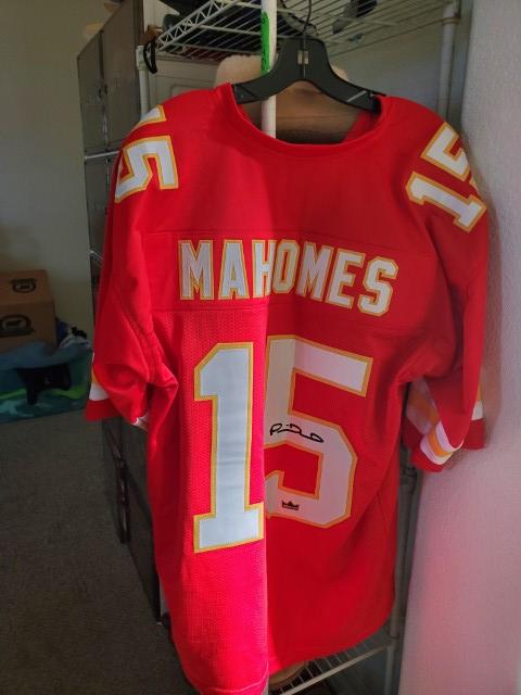 Sale Photo Thumbnail #157