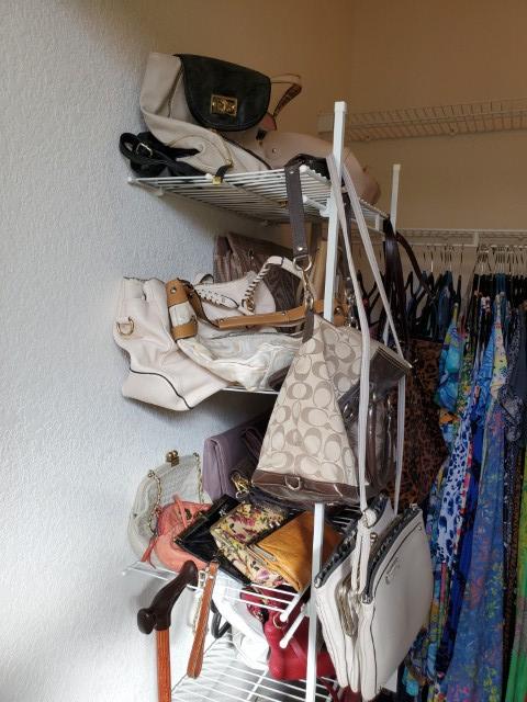 Sale Photo Thumbnail #152