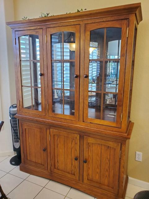 Sale Photo Thumbnail #33