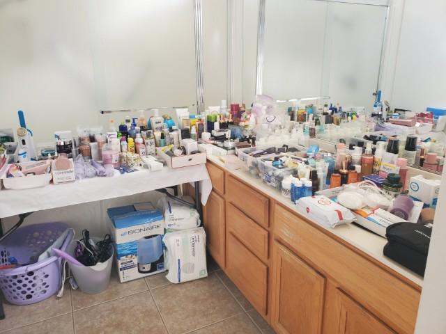 Sale Photo Thumbnail #142