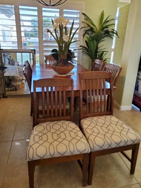 Sale Photo Thumbnail #100