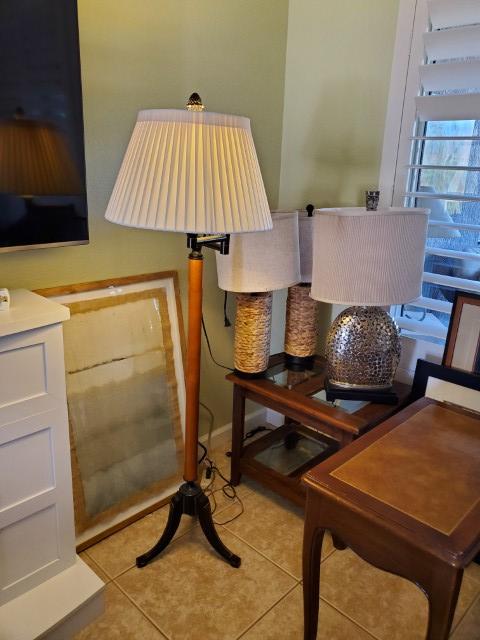 Sale Photo Thumbnail #108