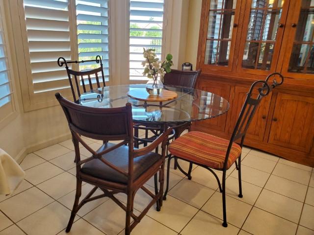 Sale Photo Thumbnail #32