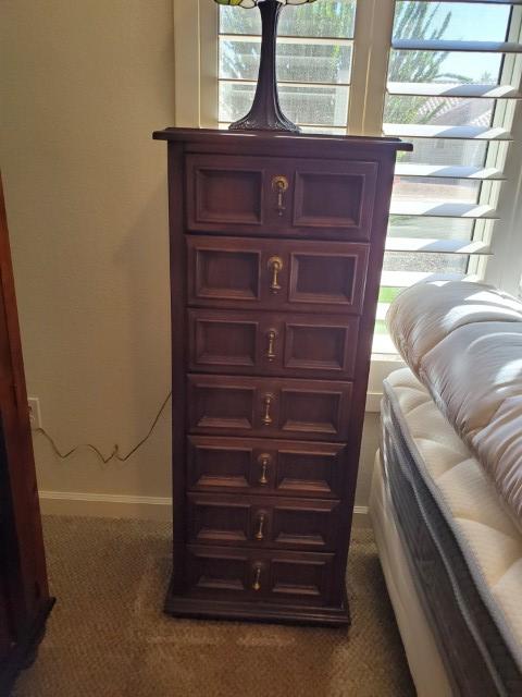 Sale Photo Thumbnail #121