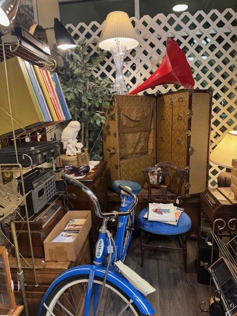 Sale Photo Thumbnail #12