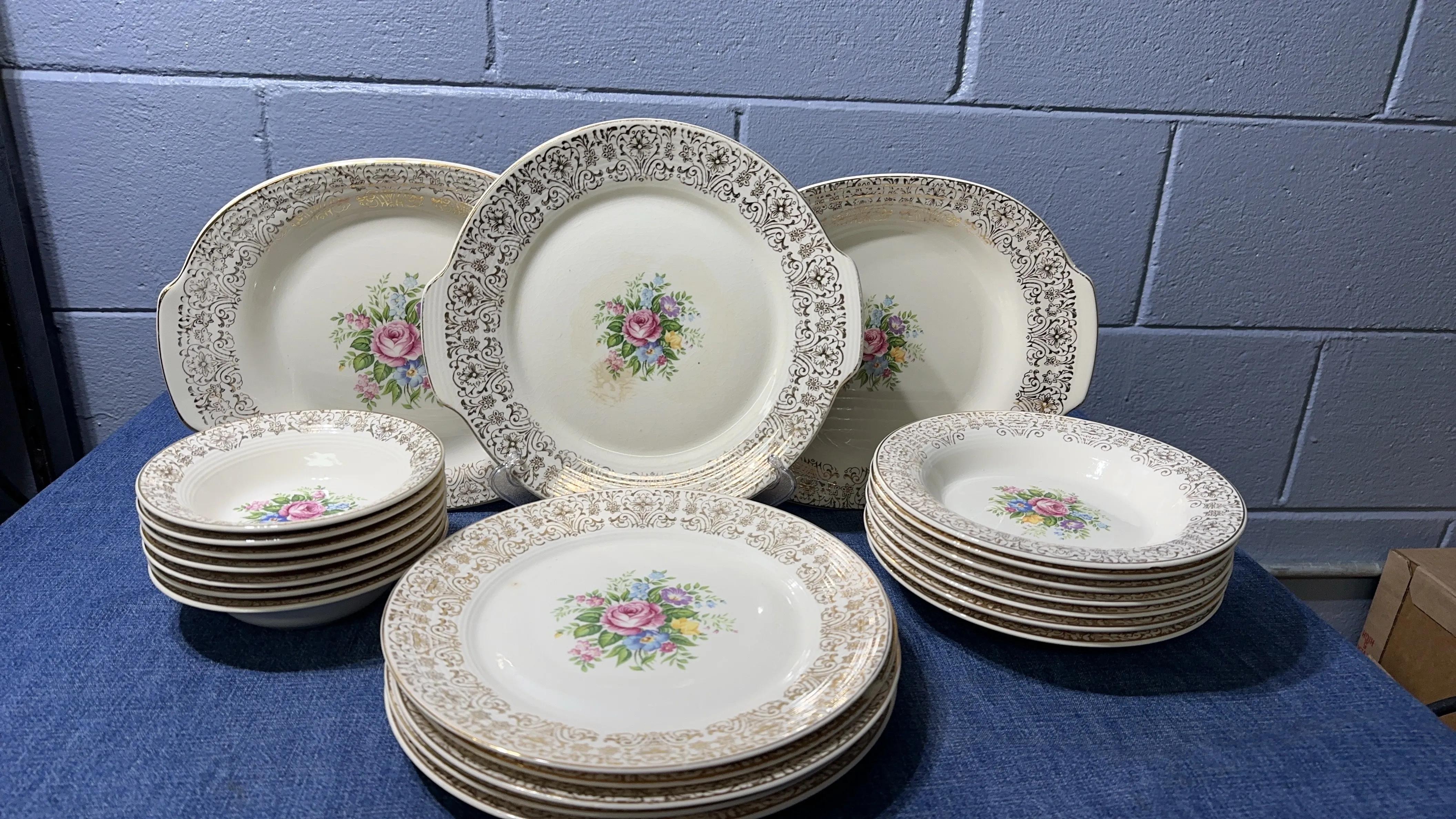 Triumph Limoges - Rosalie 22K Gold