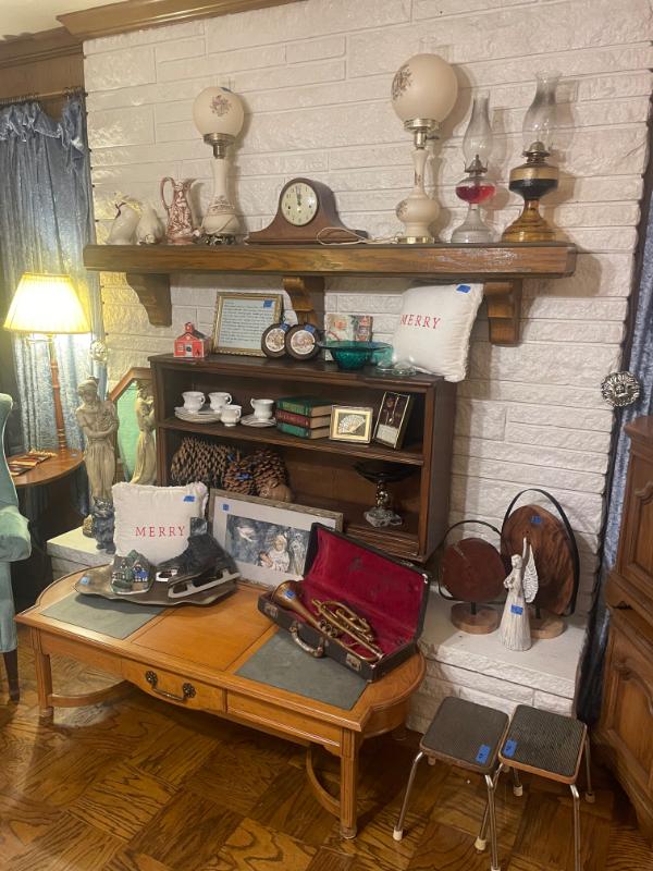 Sale Photo Thumbnail #9