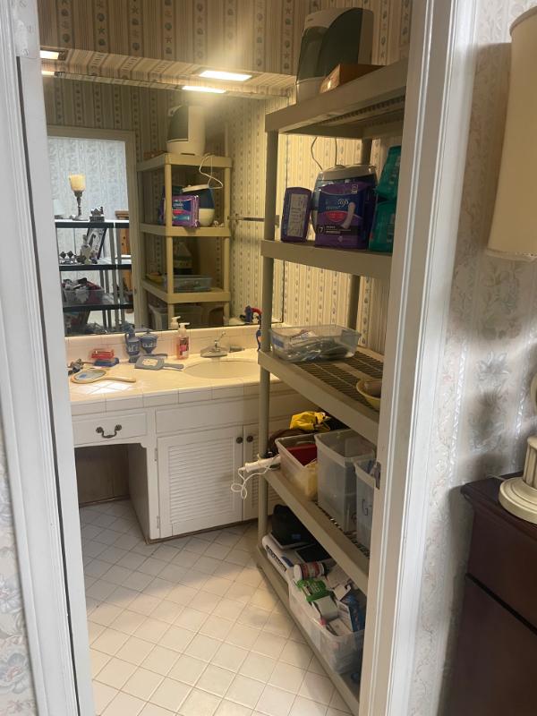 Sale Photo Thumbnail #13