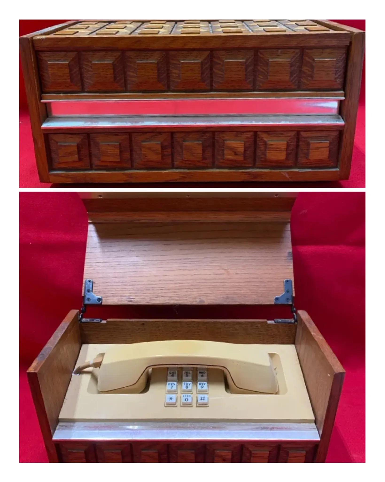 Vintage MCM Brutalist Western Electric Stowaway Telephone