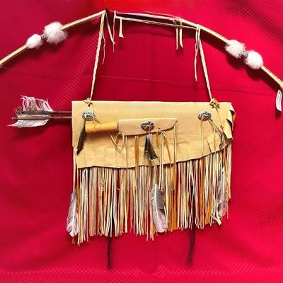 Native American, Bitsui Bow & Arrow & Quiver