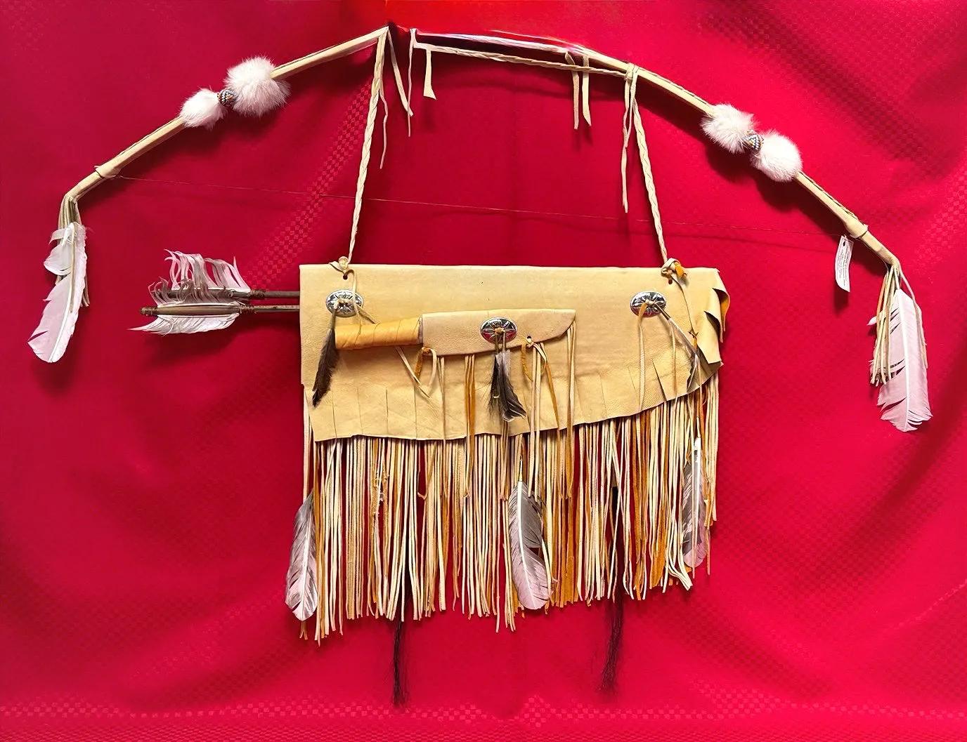 Native American, Bitsui Bow & Arrow & Quiver