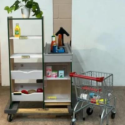 Fresh Mart Station W/ Grocery Cart
