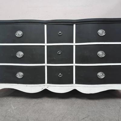 Vintage French Provincial 9-Drawer Dresser – Two-Tone Black & White Finish