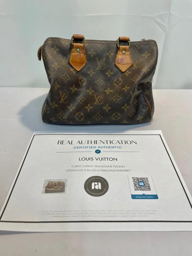 (7”T) Authentic Louis Vuitton Handbag With Certificate 