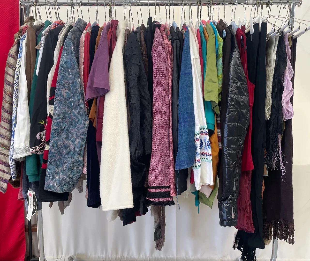 #1 Women’s Clothing Rack Of Eclectic, Vintage And Modern Styles (sizes Sm-2XL)