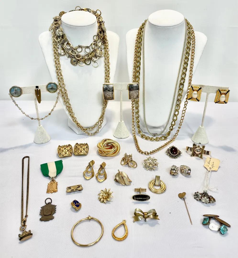 Gold Tone Vintage Jewelry Feat. Chain Necklaces, Brooches, Clip-on Earrings and Extras