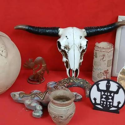 Southwest Decor Featuring Kokopelli Figures