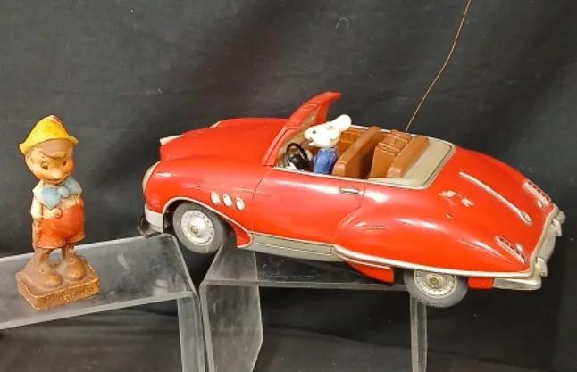 Vintage Stuart Little Car and 1940's Pinocchio 