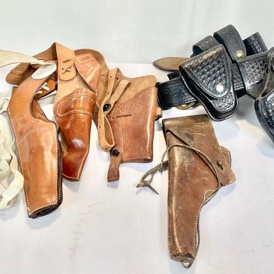Bundle of Vintage Leather Gun Holsters & Belt — U.S., Safariland, Enger-Kress, Aker, Bianchi