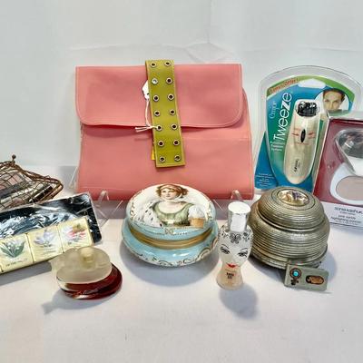 Vintage Bath n’ Beauty 