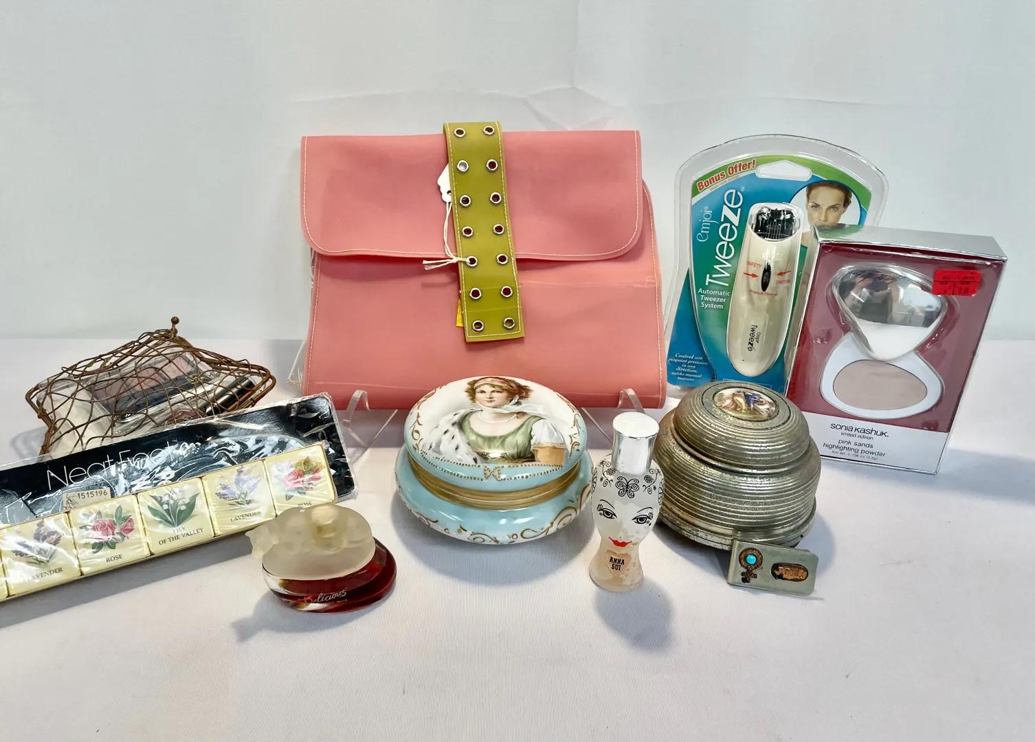 Vintage Bath n’ Beauty 